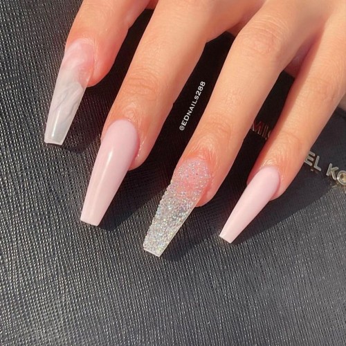 Featured image of post The Best 24 Popular Coffin Neutral Acrylic Nails