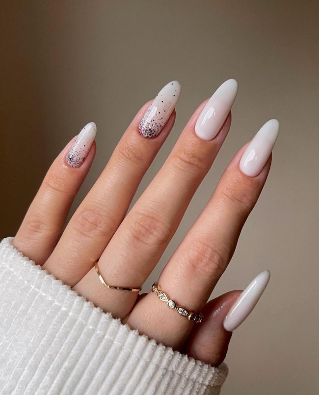 70 Spring Nail Designs 2022 That You Should Try — Glam Milky White ...