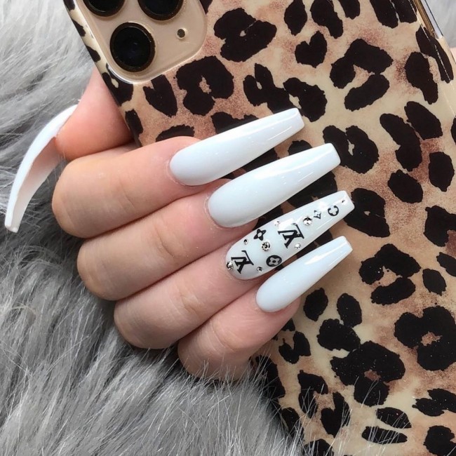 Louis Vuitton Designer Nails - White – StarGlow