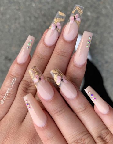 flower nail designs, flower nail designs 2020, flower nail art, simple flower nail art, acrylic nails with flower design, flower nail designs 2021, nails with flowers inside, simple flower nail designs