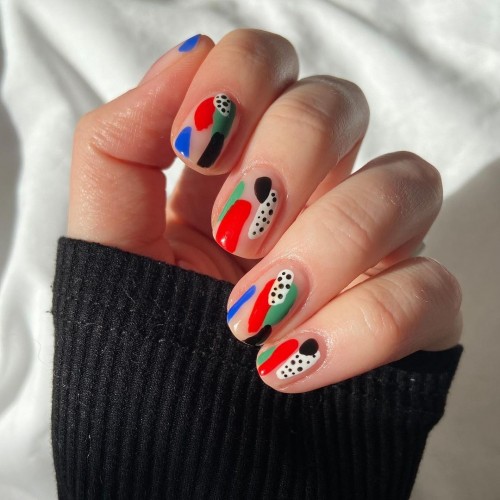 Multi-colored abstract nails