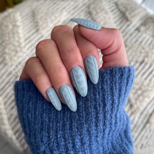 Blue Grey Sweater Nails