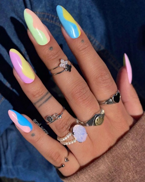 bright summer nails 2021, summer nails 2021, bright summer nails 2021, summer nail trends 2021, summer nail art, summer nail polish designs, short summer nails 2021, cute summer nails 2021, short summer nails 2021, best summer nail colors 2021