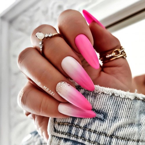 ombre pink nails, bright pink nails , summer nails 2021, bright summer nails 2021