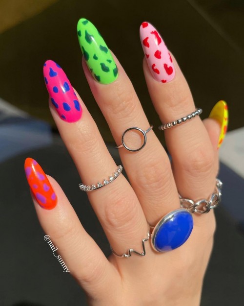 bright summer nails 2021, summer nails 2021, summer nail trends 2021, summer nail art, summer nail polish designs, short summer nails 2021, cute summer nails 2021, short summer nails 2021, best summer nail colors 2021