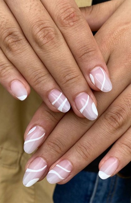 Minimalist Nail Art Design