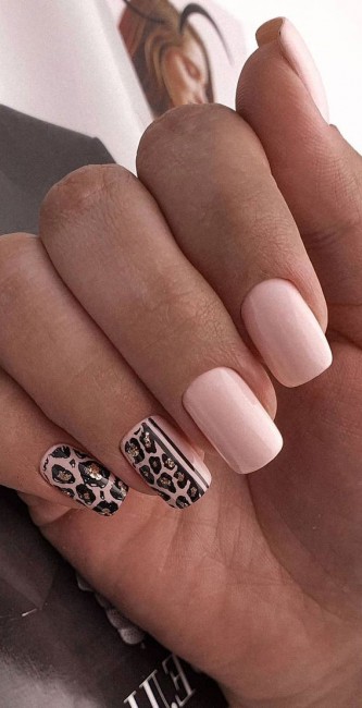 Pink Cheetah Print Nails