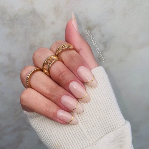 16+ Nude Nails That’re elegant and timeless : Gold French Line Nude Nails