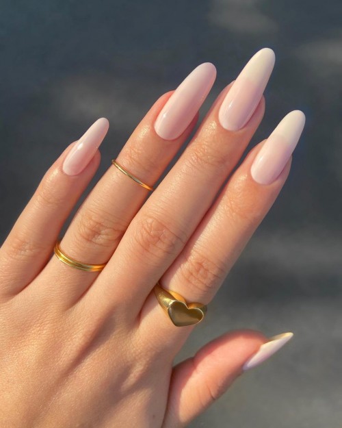 16+ Nude Nails That’re elegant and timeless : Sheer Nude Nails