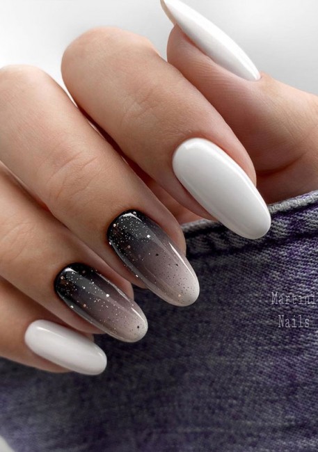 White mixed Grey Ombre Nail Art Design