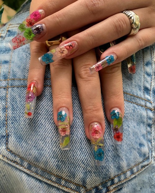 clear nails with flower design, flower pressed nails, clear nails with flowers inside