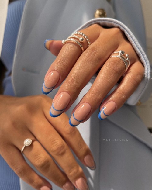 17+ Colored French Tip Nails 2021 : Blue Colored Tip & Line Nails