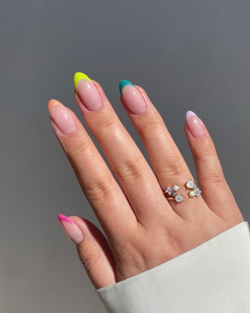 17+ Colored French Tip Nails 2021 : Multi-Colored Tip Nails