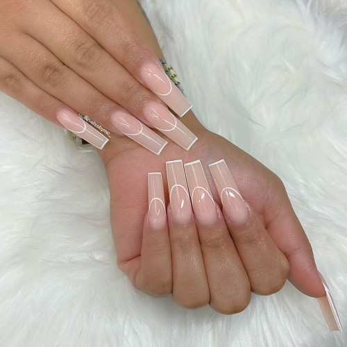 Simple Nude Coffin Nails with White French Outline Nails 