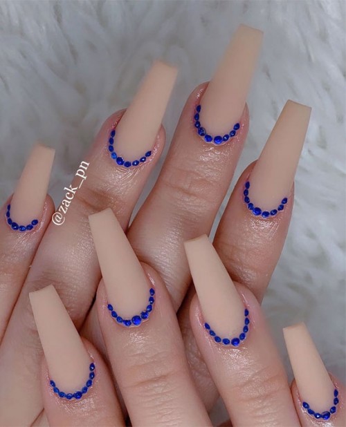 16 Cute Nail Designs for Summer : Beige Nails with Blue Cuff