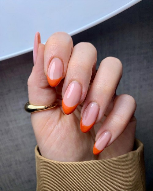 29+ The Best Neutral Nails : Nude Nails with Orange French Tips