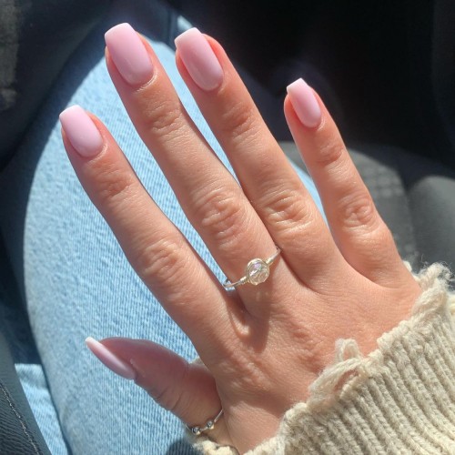 pretty natural nails, short natural nails, natural look nails, short natural nails designs, natural nail ideas 2020, natural nail designs 2021, natural nailsacrylic, short natural nails manicure, natural nail designs 2021, beautiful natural nails,  short natural nails ideas