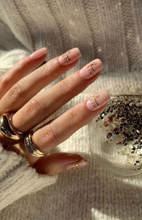 30 White Christmas Nails That Are So Trendy — Translucent Snowflake