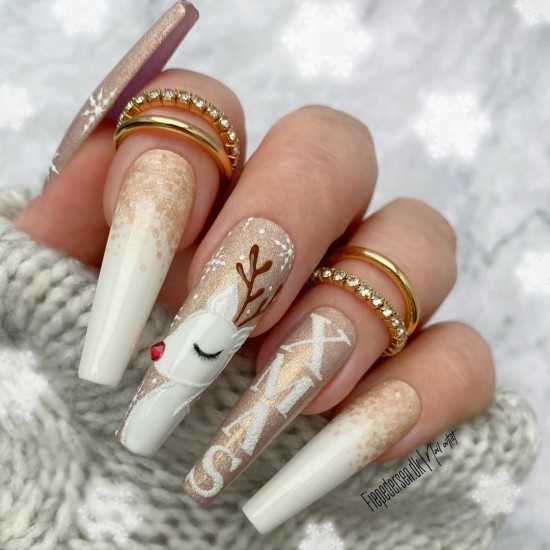 Festive Gold and White Nails — Christmas Nails Designs