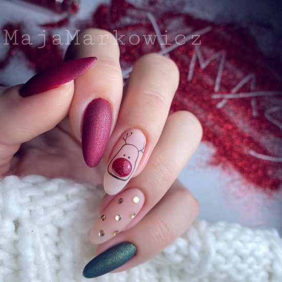 Winter Nail Art — Christmas Nails Designs