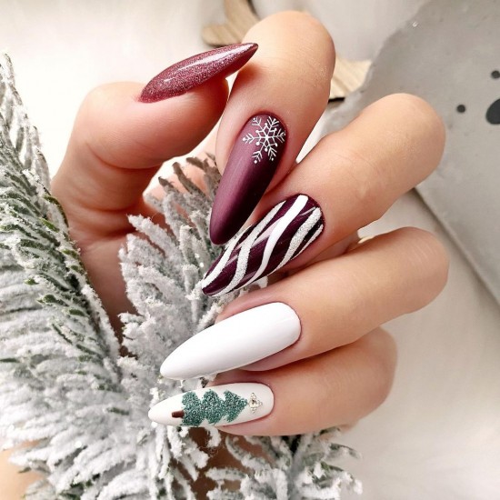 Mismatched Festive Nails — Christmas Nails Designs