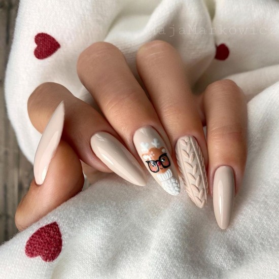 white sweater nails, winter nails, mix and match christmas nail art designs, festive nails 2021, holiday nails 2021, christmas nails designs, festive acrylic nails, christmas nails designs 2021