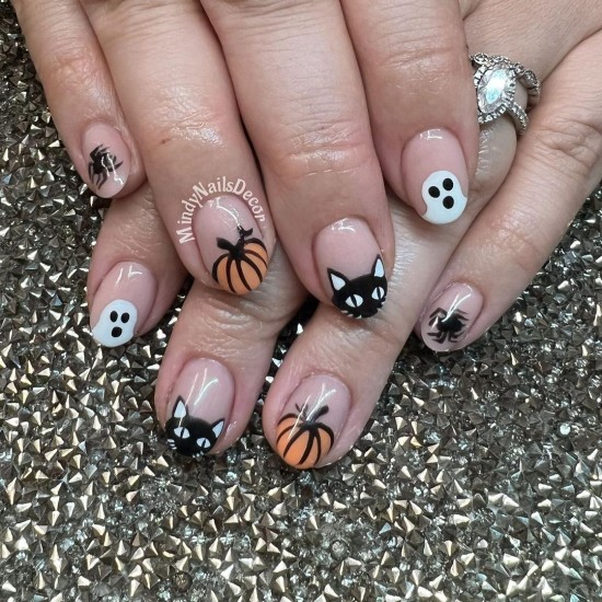 Mix and Match Halloween Short Nails