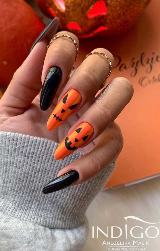 Pumpkin Face Halloween Nails