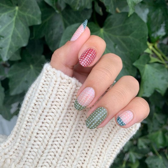 Different Color Polka Dot Nails— Cute Fall Nail Art Designs of 2021