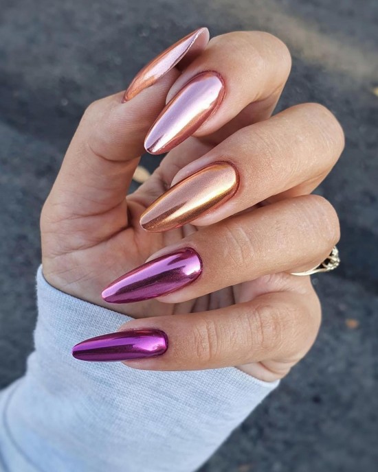 20 Cute Autumn Nails 2021 — Multicolored Chrome Almond Nails