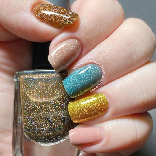 17 Different Color Nails The Latest Fall Nail Polish Colors : Multi-Colored Shimmery Fall Short Nails