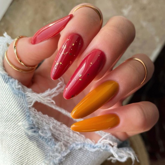 17 Different Color Nails The Latest Fall Nail Polish Colors : Mustard and Red Nails