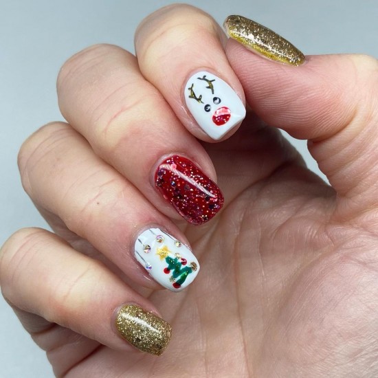 15 Mix and Match Christmas Nail Designs — Cute Christmas Nails