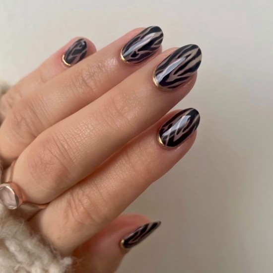 20 Reverse French Manicure Ideas That Are So Cute — Sheer Zebra Gold Cuff Nails