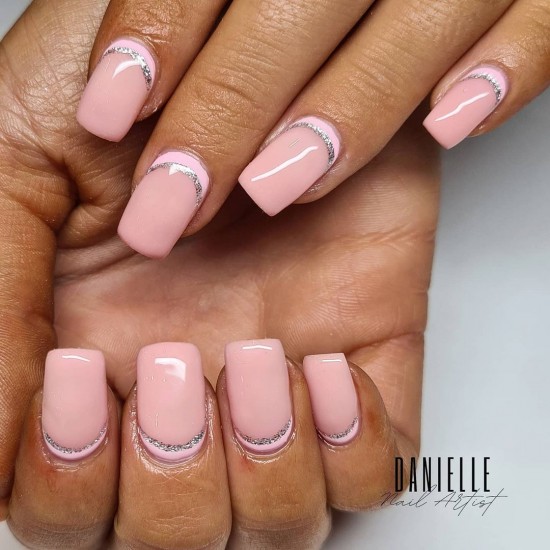 gold cuffs, cuff nails, reverse french nail designs, reverse french tip, french nail designs 2021, french tips, reverse french manicure, reverse french manicure 2021, reverse french nails gold