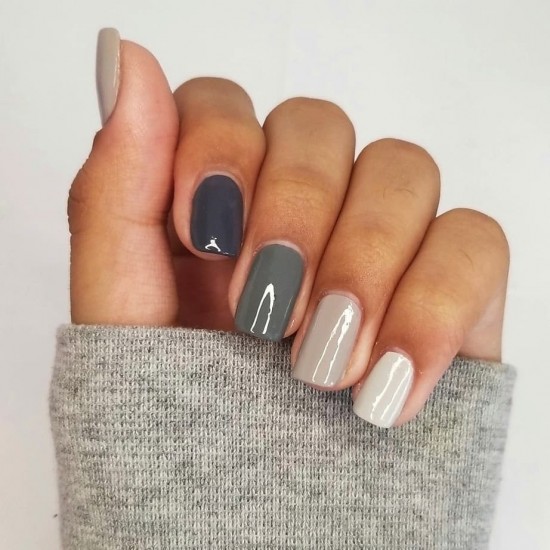 17 Different Color Nails The Latest Fall Nail Polish Colors : Gradient Grey Fall Nails