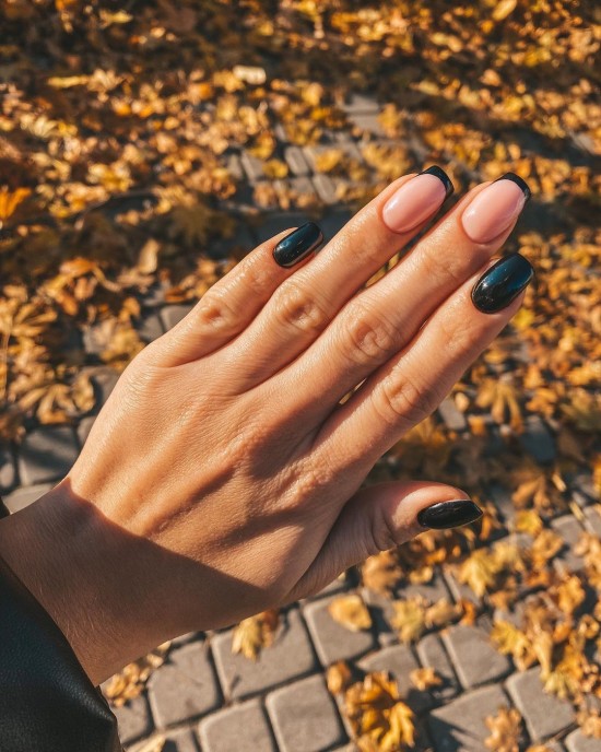 20 Cute Autumn Nails 2021 — Moody French Tip Nails