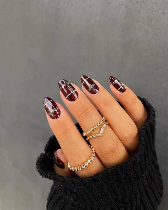 15 Plaid Nail Designs That Are Perfect For Fall : Black Cherry Cozy Plaid Look for Fall