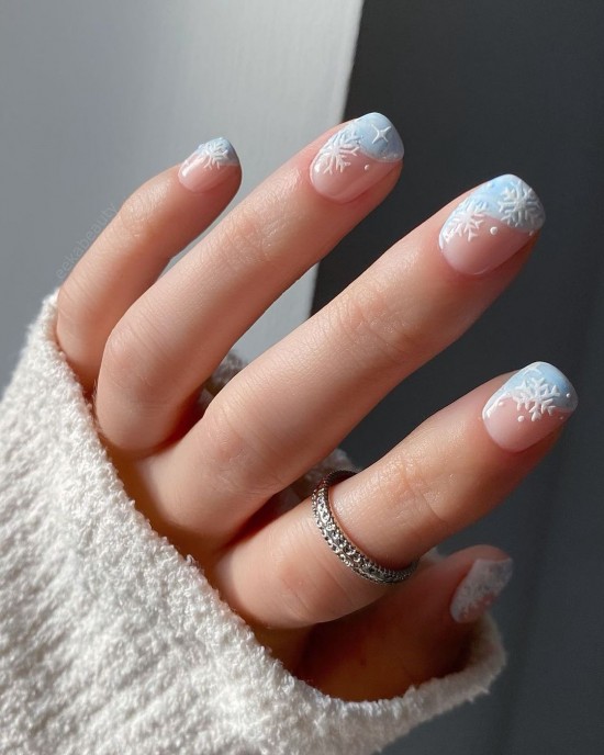 23 Charming Christmas & Holiday Nails — Blue Tip Snowflake Holiday Nails