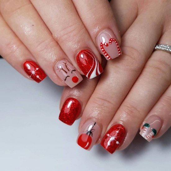 23 Charming Christmas & Holiday Nails — Rudolph & Candy Cane Fun Christmas Nails