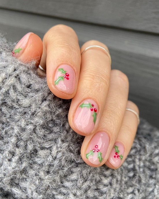 The 25 Prettiest Christmas & Holiday Nails — Christmas Holly Nails