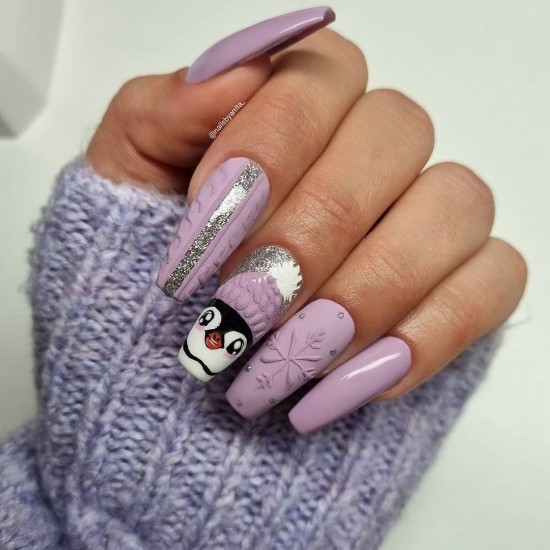 28 Pretty Festive Christmas Nail Art Ideas — Lavender-Colored Christmas Nails