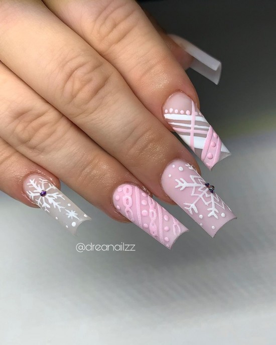 28 Pretty Festive Christmas Nail Art Ideas — Pink Christmas Nails