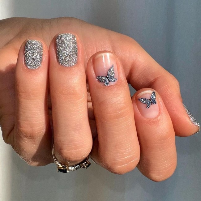 25 Nude Nails with Glitter You’ll Adore : Glitter Butterfly