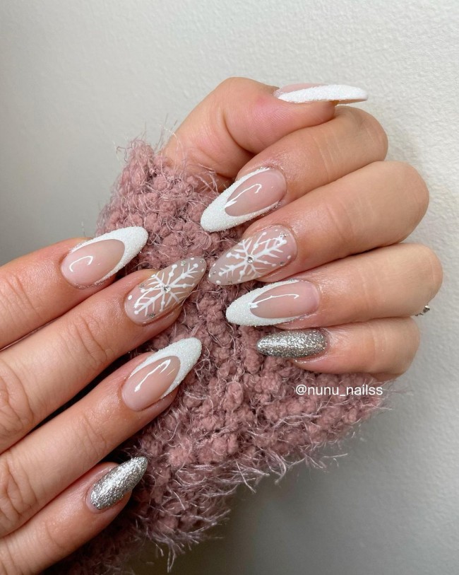 30 White Christmas Nails That Are So Trendy — White Frosty Tip Christmas Nails