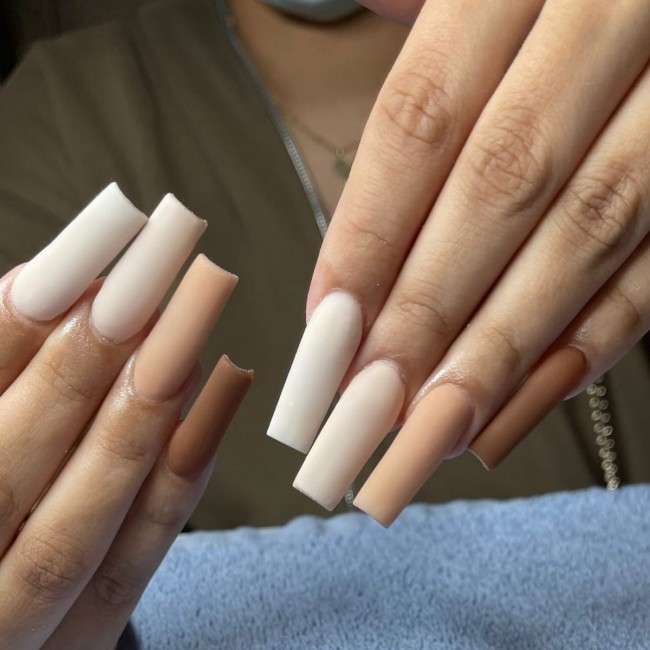 Nude Acrylic Nail Art Designs — Gradient Matte Nude Nails