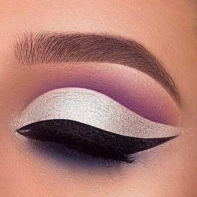 Makeup Looks to Recreate – Shimmery White Cut Crease