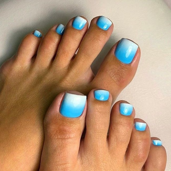 32 Cute Pedicure For Summer — French Tip & Abstract Pedicure