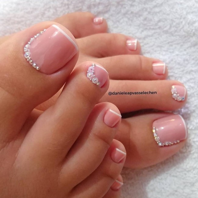 100 Pedicure Colors & Design Ideas — 43