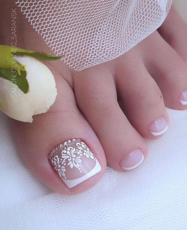 100 Pedicure Colors & Design Ideas — 100